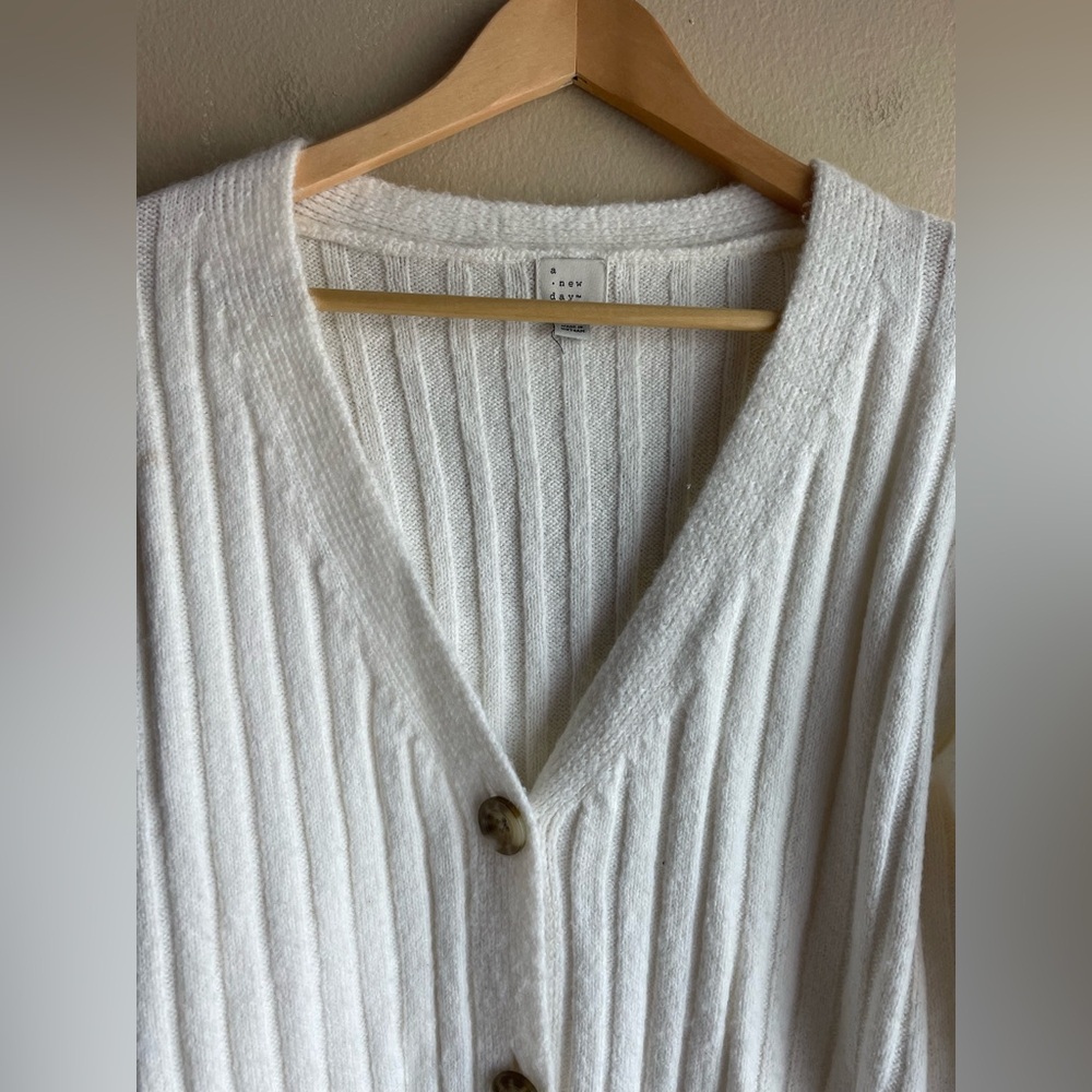 A New Day Women White Sweater Cardigan V Neck Size Small - Picture 3 of 10